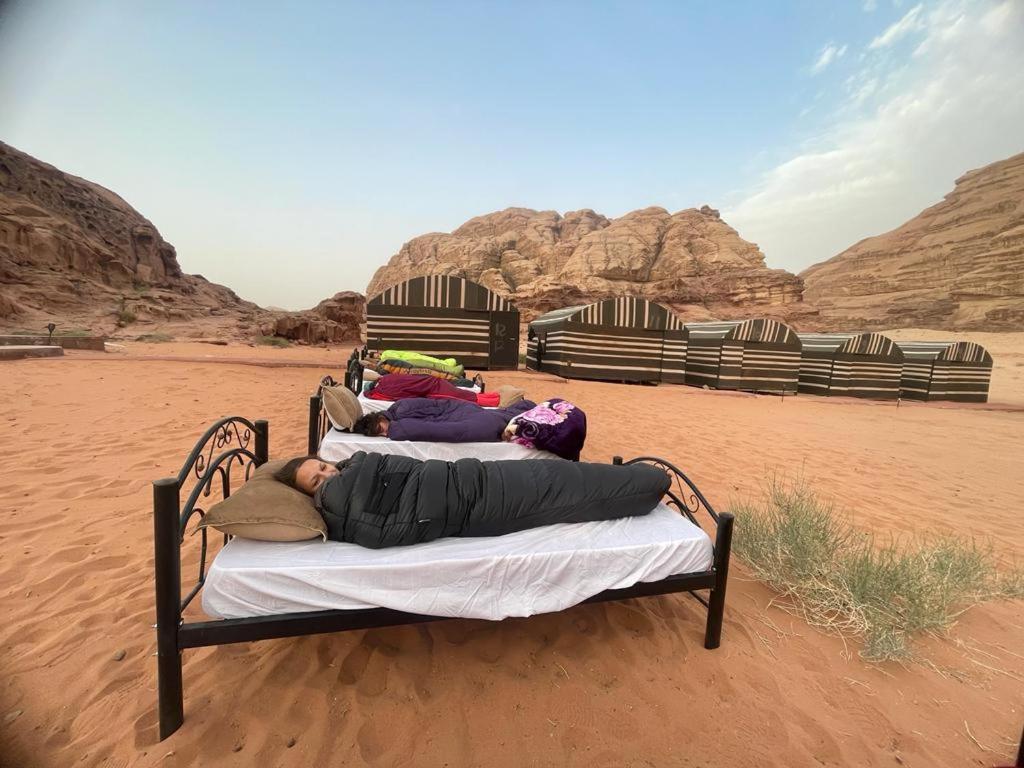 Bedouin Tours Camp Hotel Wadi Rum Exterior foto